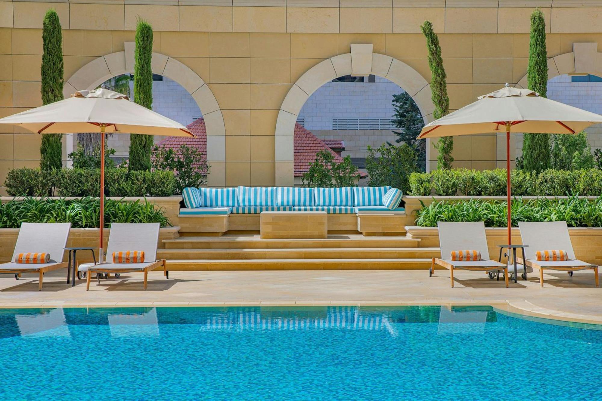 The Ritz-Carlton, Amman Amã Exterior foto The pool at the Westin Athens