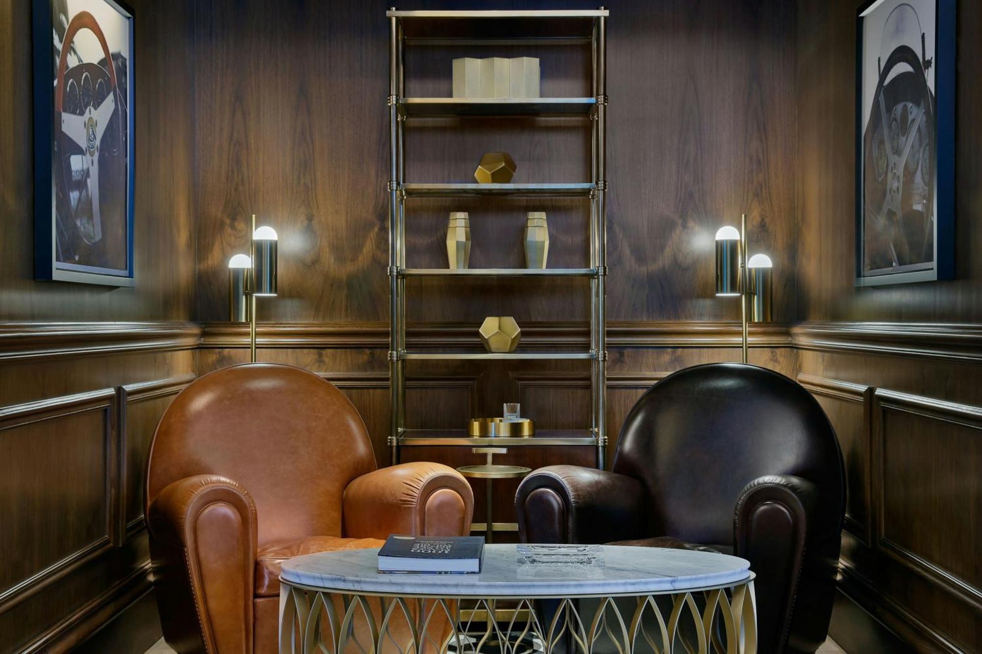 The Ritz-Carlton, Amman Amã Exterior foto The Library at The Ivy