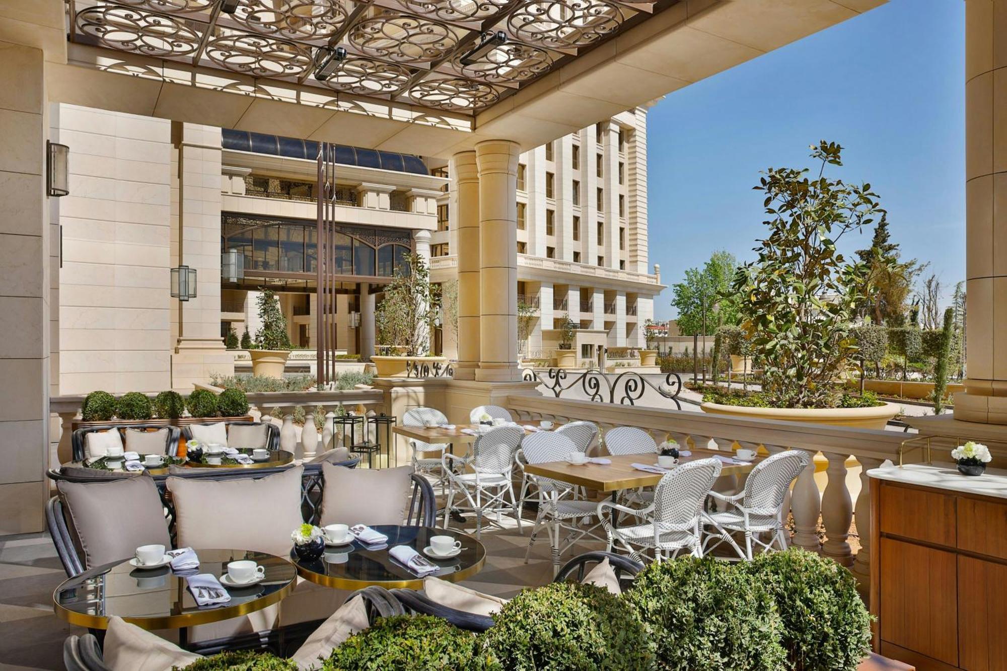 The Ritz-Carlton, Amman Amã Exterior foto The Terrace