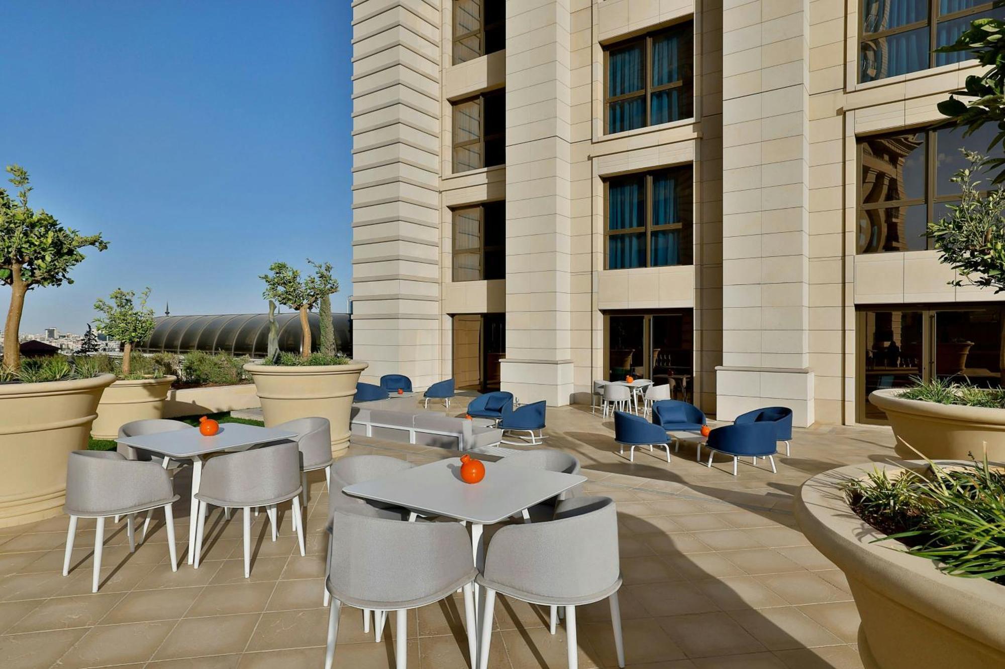 The Ritz-Carlton, Amman Amã Exterior foto The Terrace