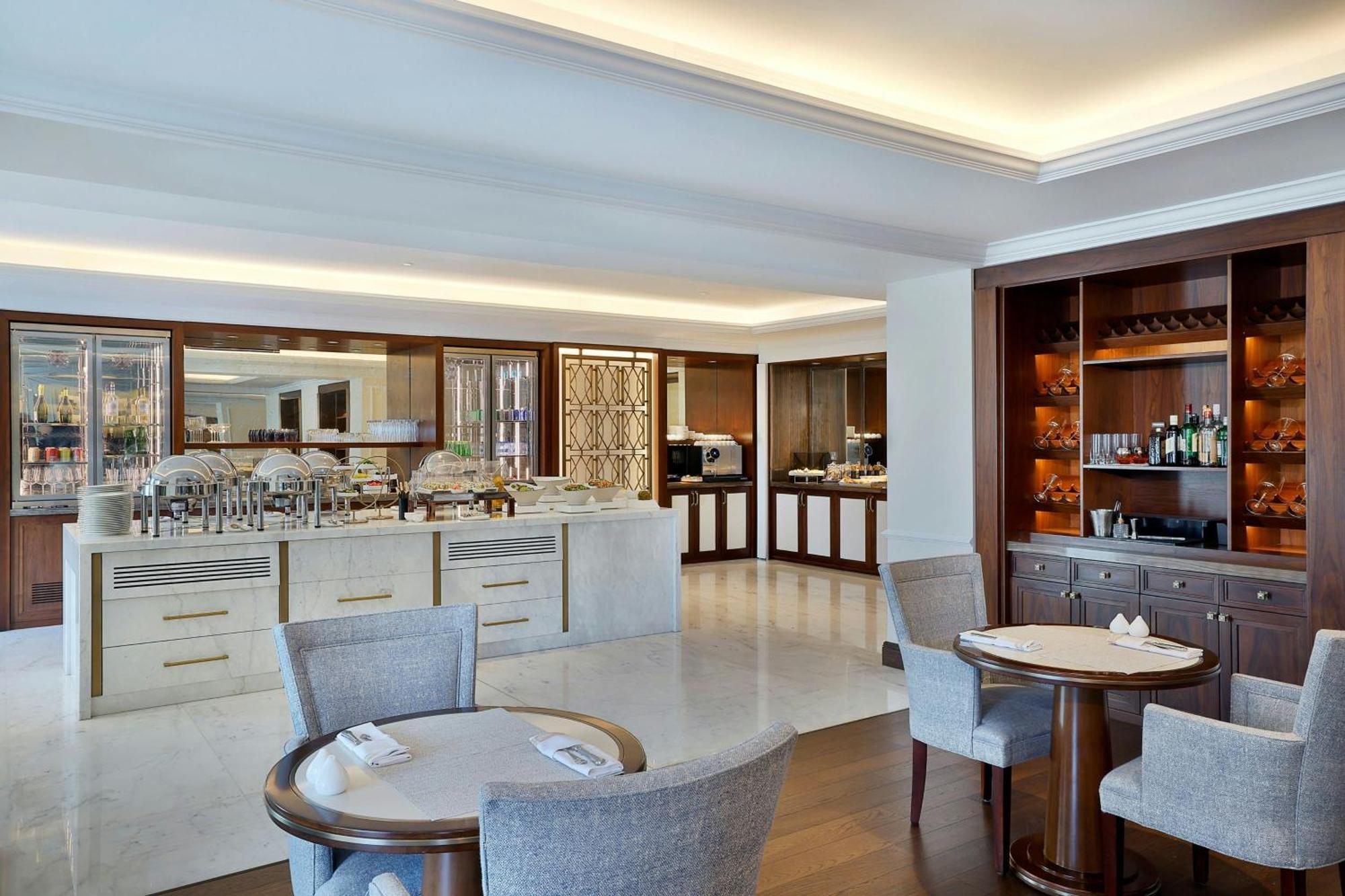 The Ritz-Carlton, Amman Amã Exterior foto The Club Lounge at the InterContinental London The O2